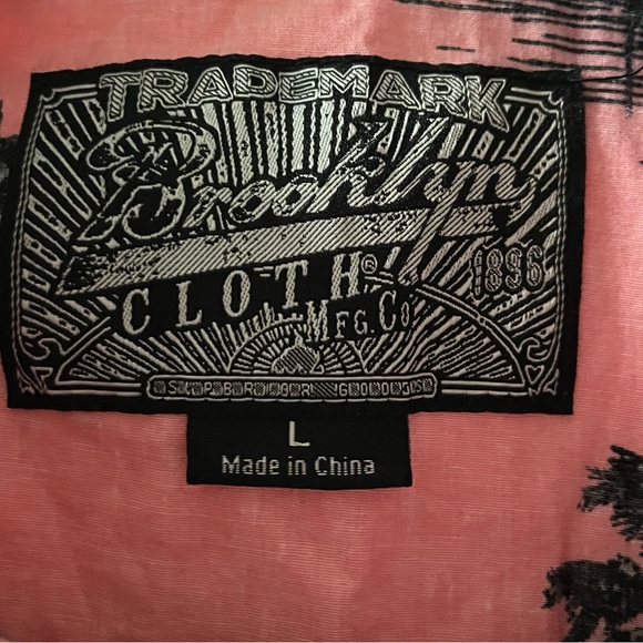 Men’s Brooklyn Cloth Mfg Co. Button Down Shirt- Size L, Pink w/ Palm trees - Picture 2 of 2